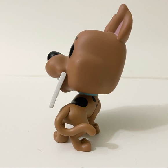 Funko POP Scooby Doo with Ruh-Roh Sign Figure Toy - Picture 5 of 13